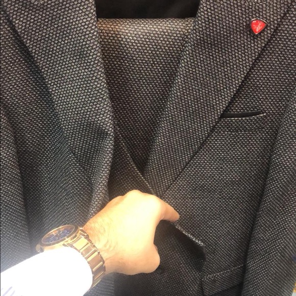 Men’s suit clothing jackets and blazers